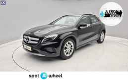 Mercedes-Benz GLA 220